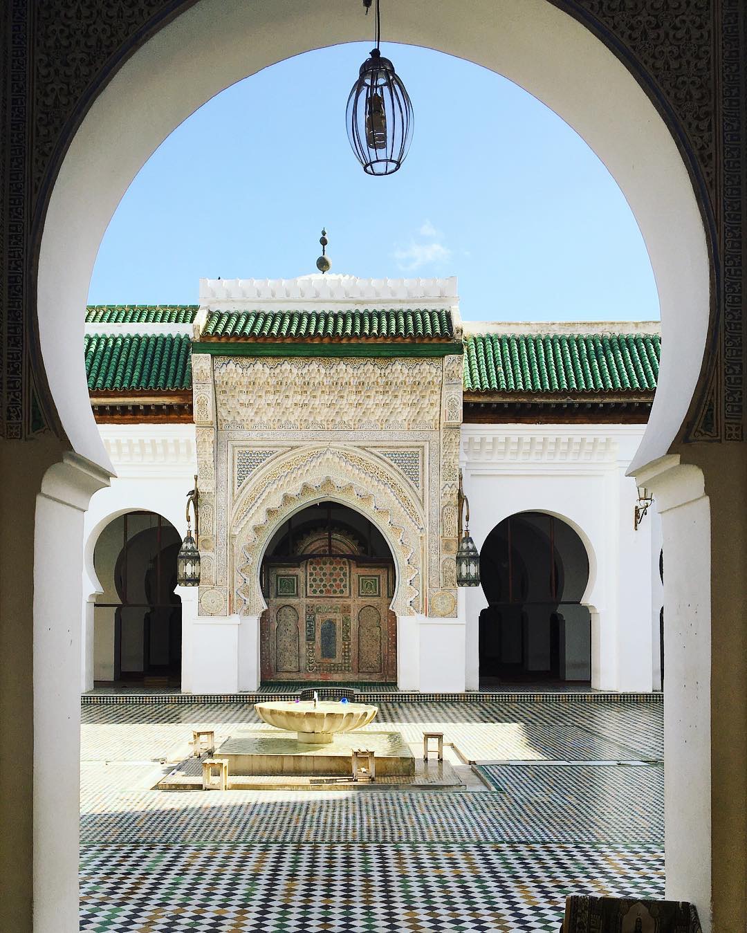 Каравин. Аль-Карауин, Марокко. Мусульманский университет Карауин. Мечеть Аль Карауин. Университет Аль-Карауин в Марокко.